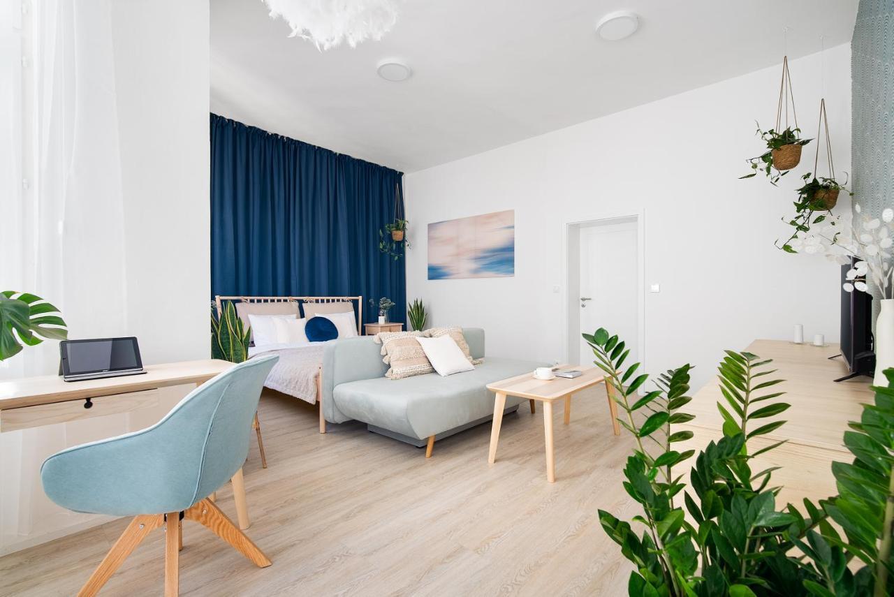Enjoy Downtown Boutique Apartments #13 By Goodnite Cz เบอร์โน ภายนอก รูปภาพ